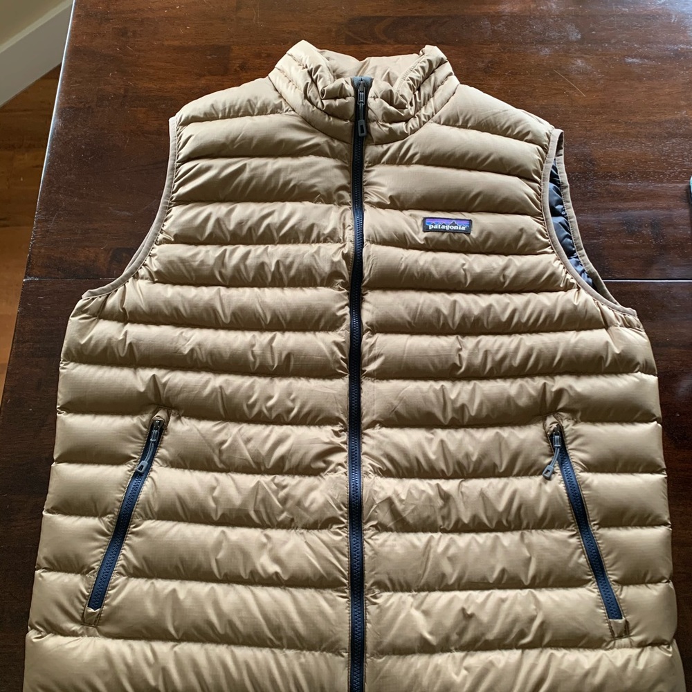 patagonia goose down vest